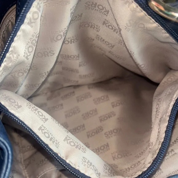 Michael Kors Navy Blue Leather Tote Bag - Picture 5 of 10